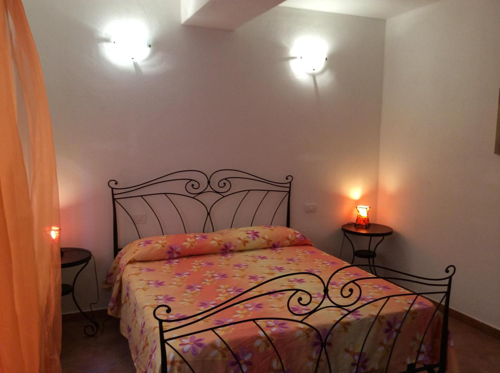 Appartamenti Le Gemme Palau Habitación foto